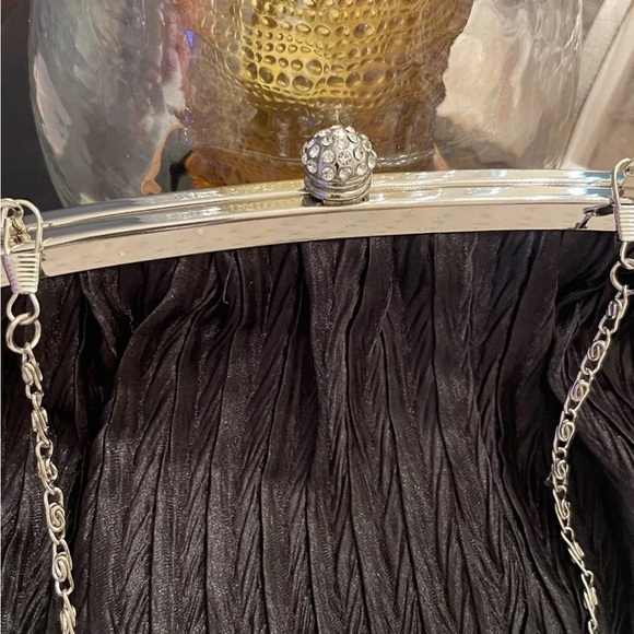 Vintage Neiman Marcus Black Silk Clutch Purse Silver Chain & Rhinestone Clasp - Picture 4 of 11